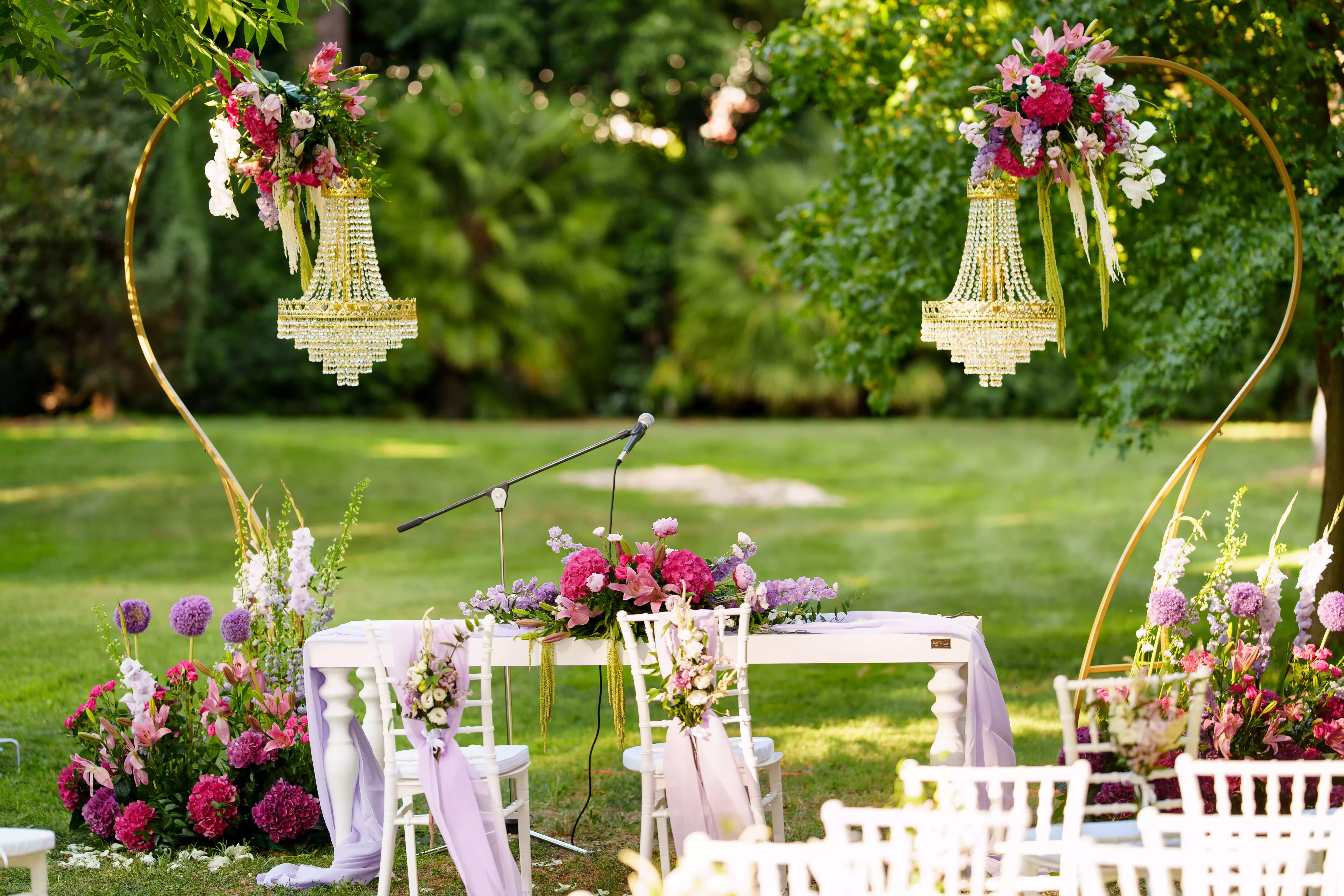 Vetrina GR Floral con composizioni floreali